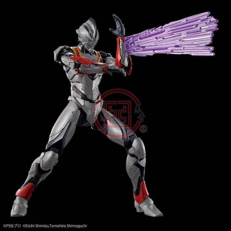 Bandai Originale Genuino Ultra - Model Kit Ultraman Tiga recensione e prezzo