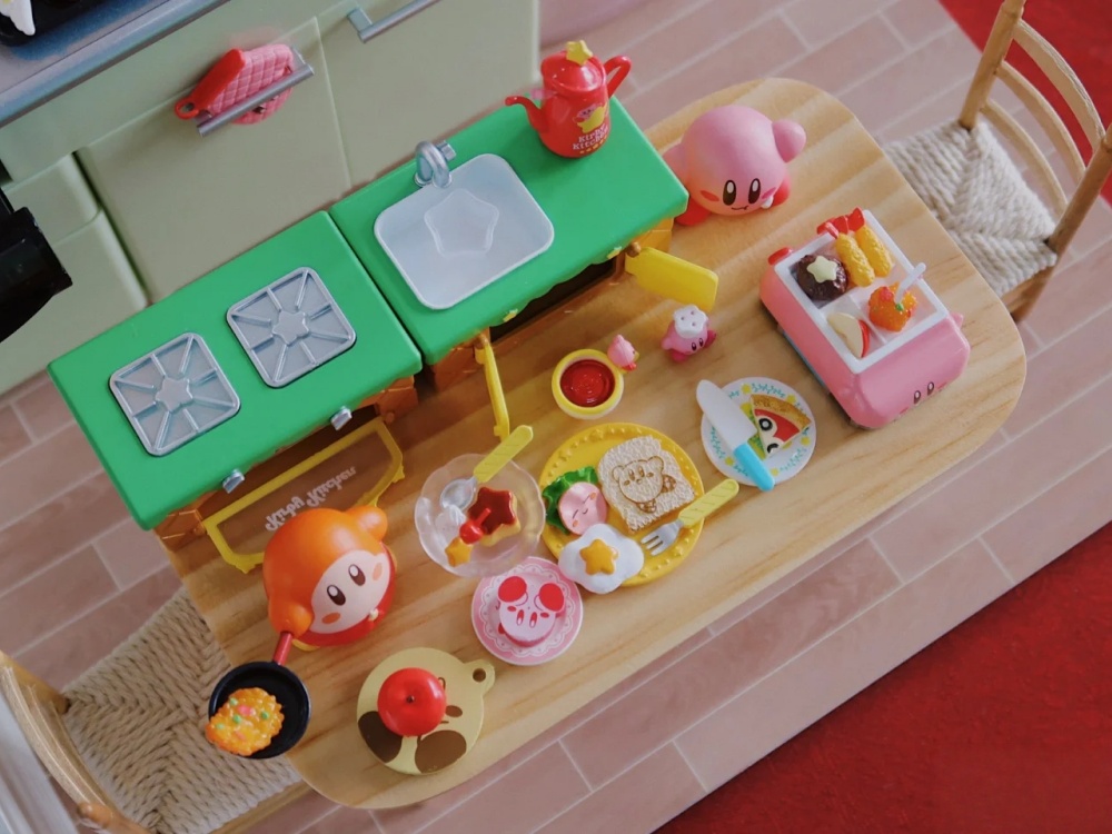 RE-MENT Kirby Kitchen Set di a - Model Kitchen Set Pvc recensione e prezzo