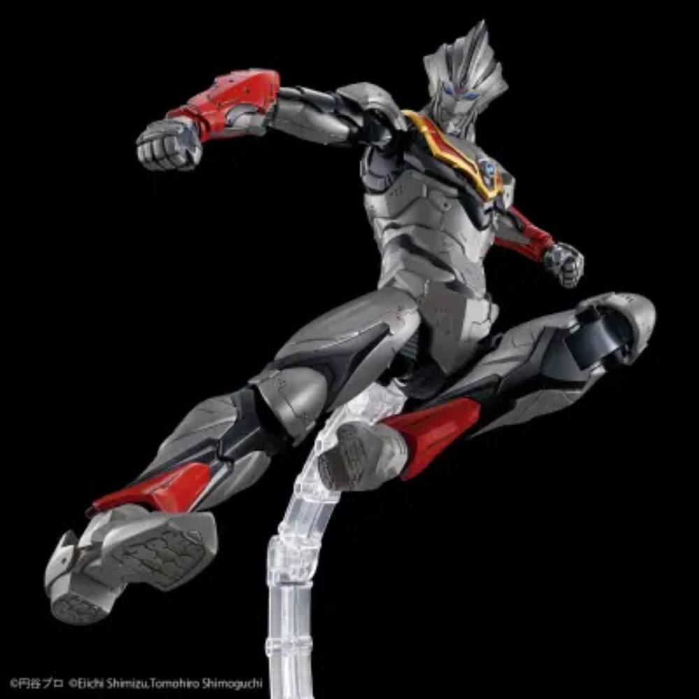 Bandai Ultraman FRS Standard U - Model Kit Ultraman Tiga recensione e prezzo